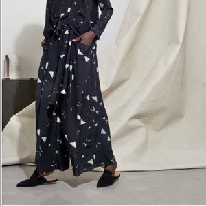 NEW Laura Siegel Kasmi Clip Wide Pants